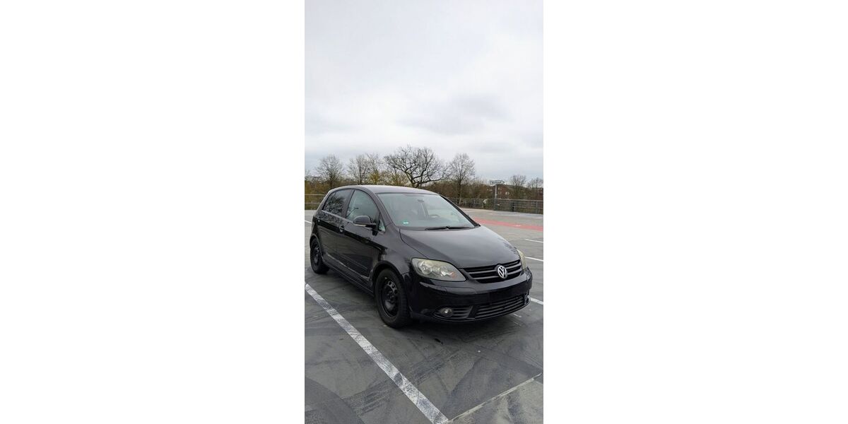 VW Golf Plus 249.600 km 3.299 &euro; Marl 45768