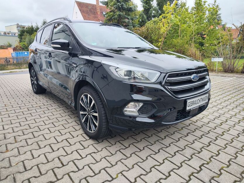 Ford Kuga 80.900 km 12.790 € Amberg 92224