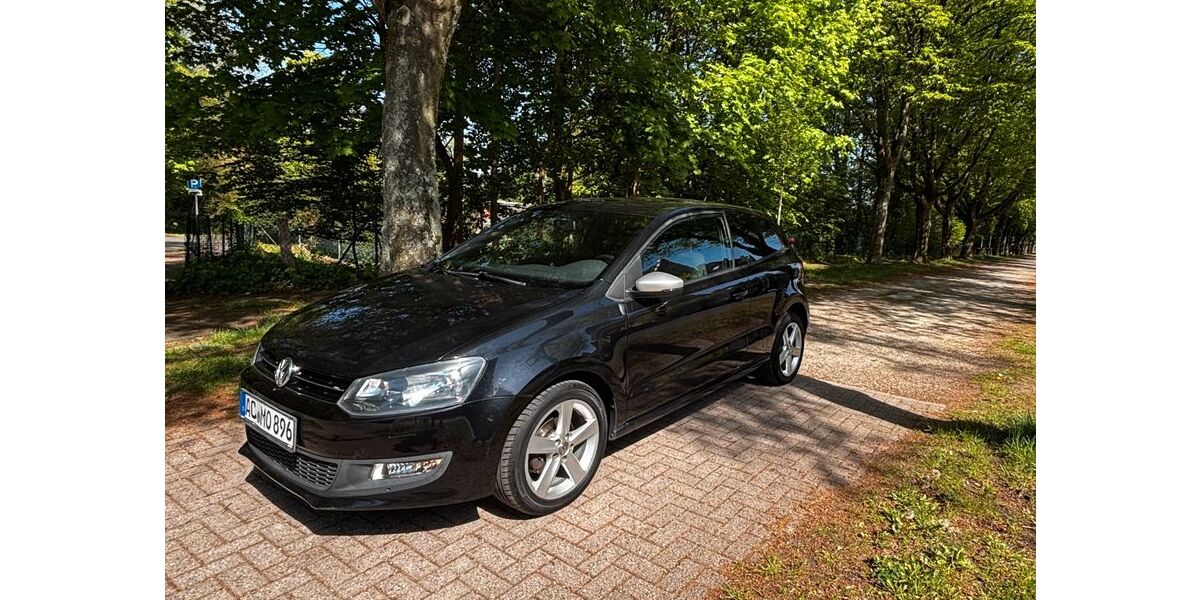 VW Polo 121.251 km 5.980 &euro; Aachen 52074
