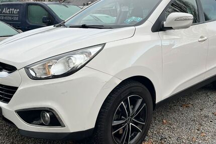 Hyundai ix35 141.673 km 6.890 &euro; Frankfurt 65933