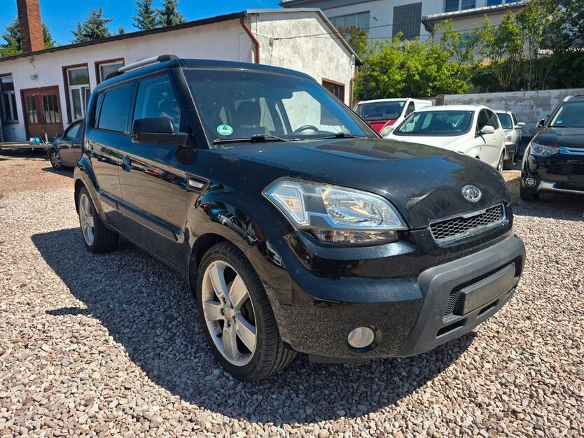 Kia Soul 175.000 km 2.700 € Waltershausen 99880