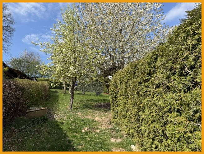 Mehrfamilienhaus, Wohnhaus Schwalmstadt / Florshain Florshain - 6 Zimmer, 180 m&sup2;, 189.500&euro; | Angebot:26806750
