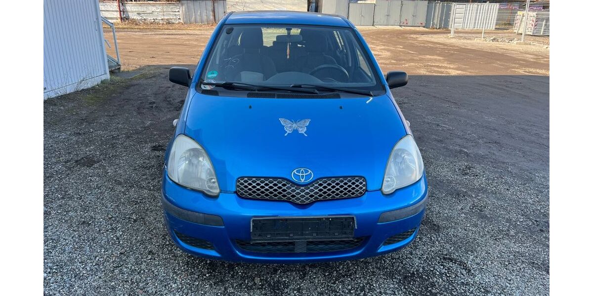 Toyota Yaris 221.347 km 1.390 &euro; Hamburg 22113