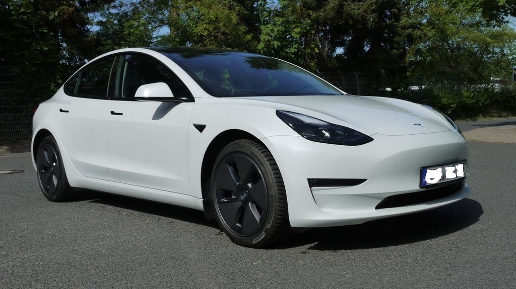 Tesla Model 3 25.100 km 32.000 &euro; Ahrensburg bei Hamburg 22926