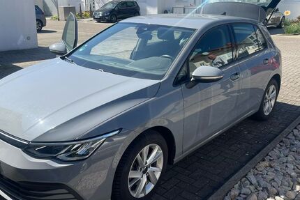 VW Golf 70.000 km 15.900 &euro; Karlsruhe 76137