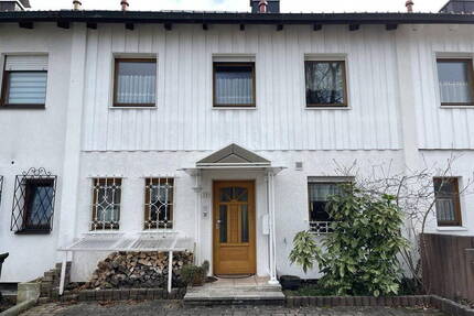 Ruhige Bestlage! 5-Zimmer Reihenhaus in Spielstraße - nah an Schulen, Wald und Isarauen