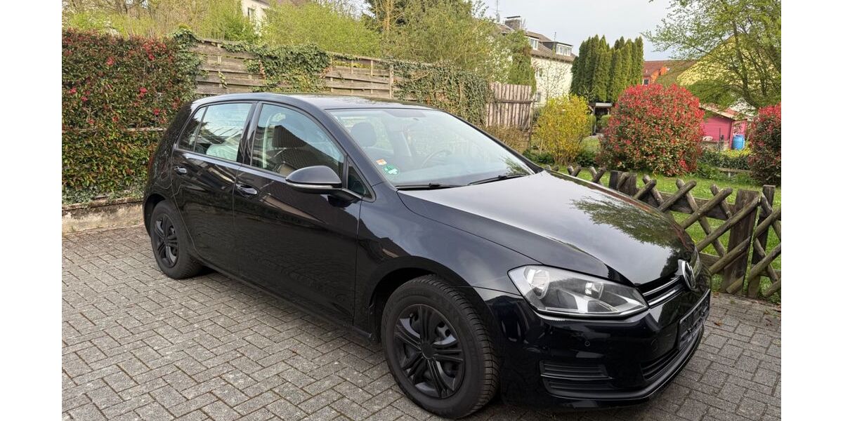 VW Golf 157.000 km 7.200 &euro; Roßdorf 64380
