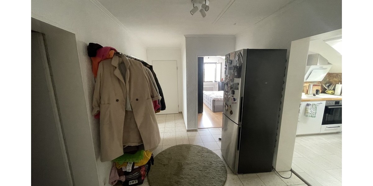 69 m² zum Wohlfühlen – Dachgeschosswohnung mit Stellplatz - Dachgeschoßwohnung Bad Honnef / Aegidienberg Aegidienberg | Angebot:27133833