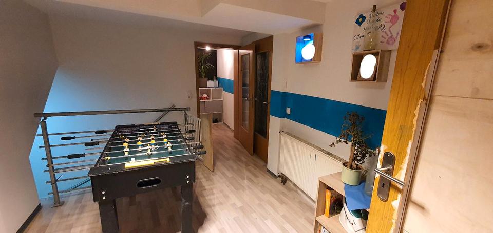 Reihenhaus Waltershausen - 6 Zimmer, 130 m&sup2;, 249.000&euro; | Angebot:26981979