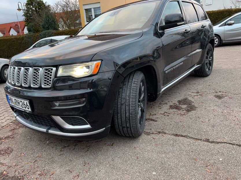 Jeep Grand Cherokee 49.000 km 29.900 € Heilbronn 74072
