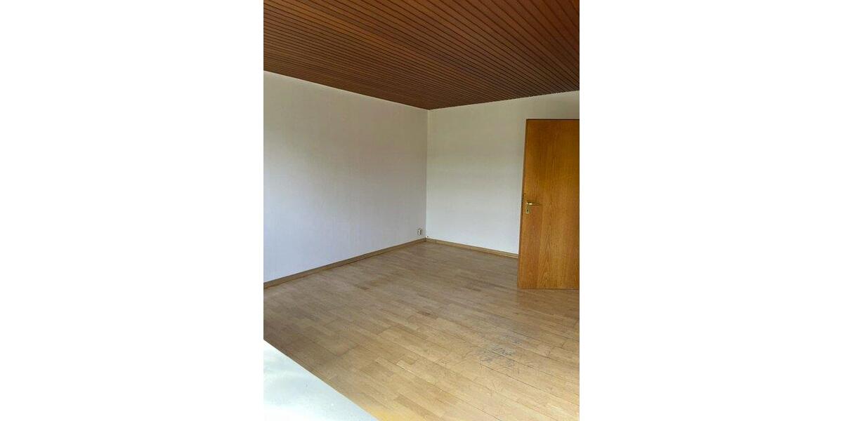 Reihenhaus Kassel Nordshausen - 7 Zimmer, 147 m&sup2;, 290.000&euro; | Angebot:27085351