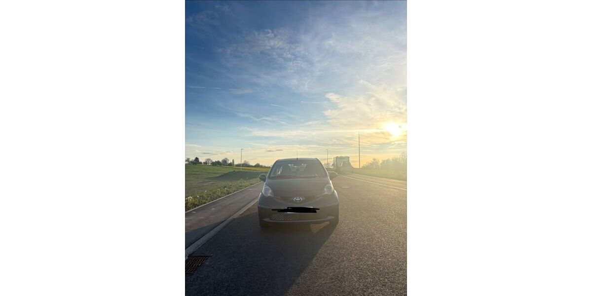 Toyota Aygo (X) 99.100 km 3.500 &euro; Bretten 75015
