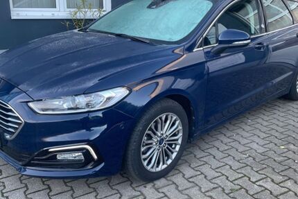 Ford Mondeo 47.998 km 22.399 &euro; Leuna 06237