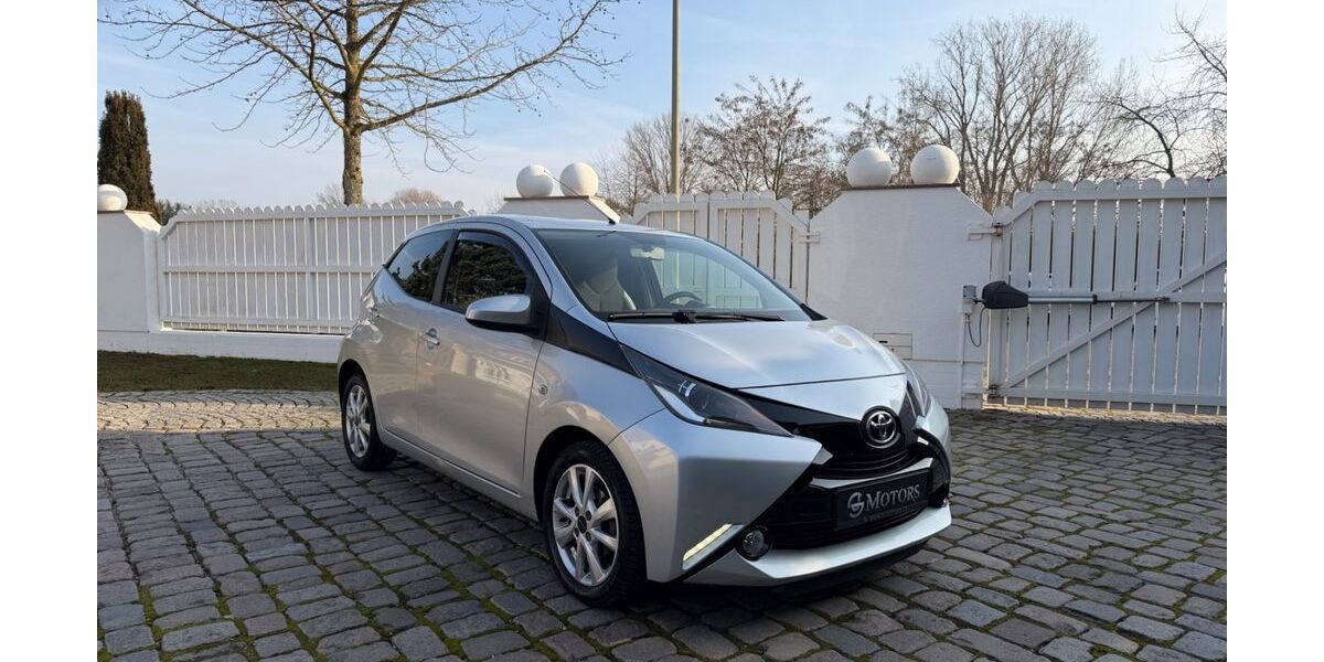 Toyota Aygo (X) 85.308 km 7.300 &euro; Bellheim 76756
