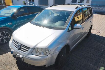 VW Touran 270.000 km 2.780 &euro; Dinkelsbühl 91550