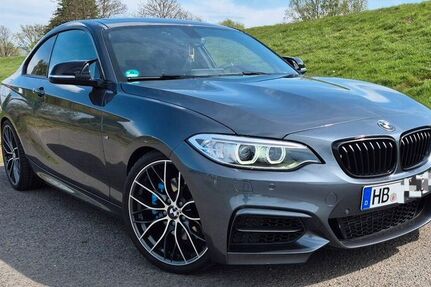 BMW 228