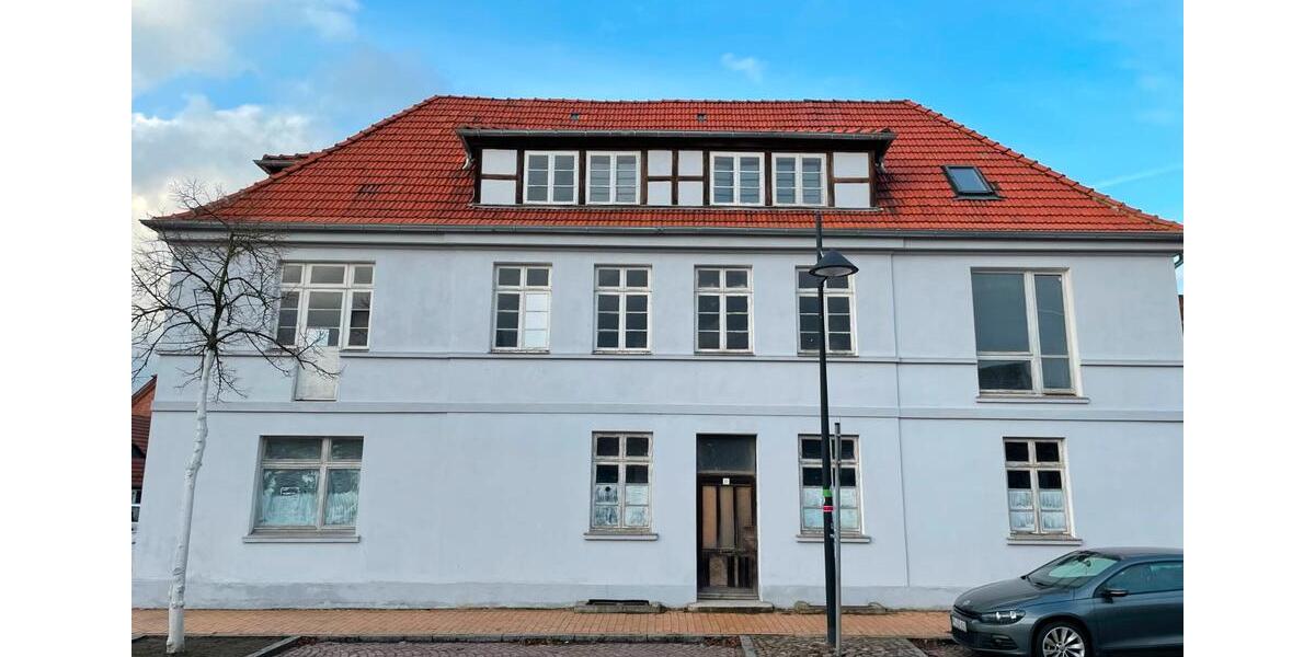 Mehrfamilienhaus, Wohnhaus Ludwigslust - 10 Zimmer, 340 m&sup2;, 280.000&euro; | Angebot:8639972