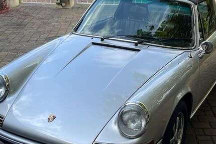 Porsche 911 1.800 km 179.000 &euro; Dresden, Stadt 01099