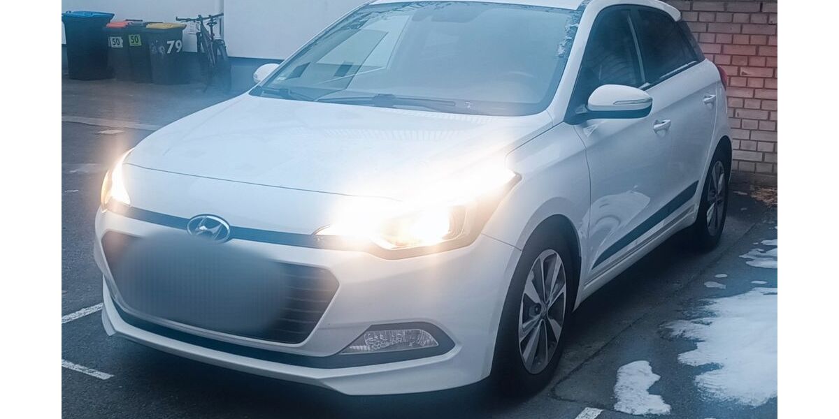 Hyundai i20 135.000 km 6.999 &euro; Wuppertal 42279