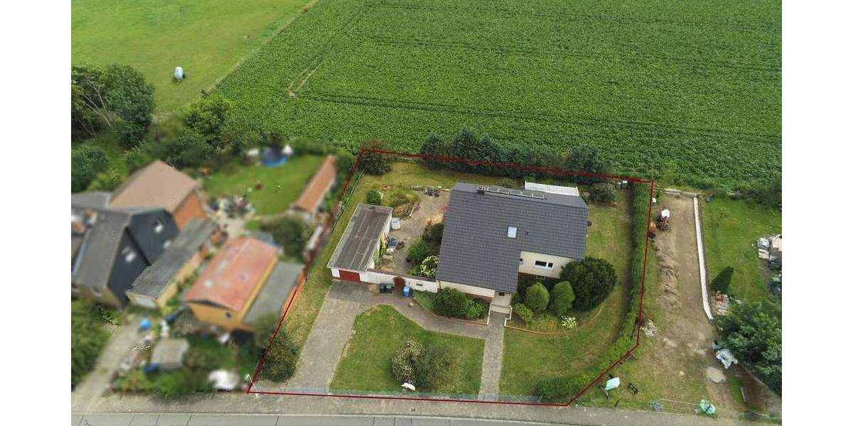 Großes Einfamilienhaus in schöner Lage 5 zimmer