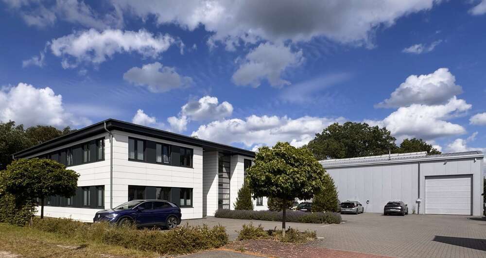 Büro in Kiel-Hasseldieksdamm 2.699.000 € 744 m² zimmer