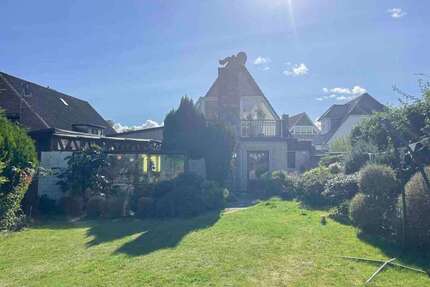 Haus zum Kaufen in Lübeck 779.000 € 274.21 m² 9.5 zimmer