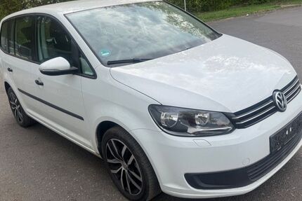 VW Touran 179.800 km 6.990 &euro; Schweinfurt 97422