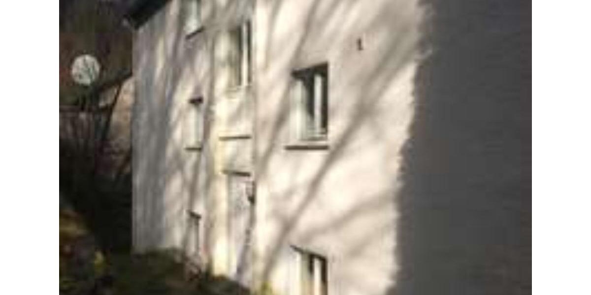 Etagenwohnung Altena - 2 Zimmer, 82 m&sup2;, 332&euro; | Angebot:24726858