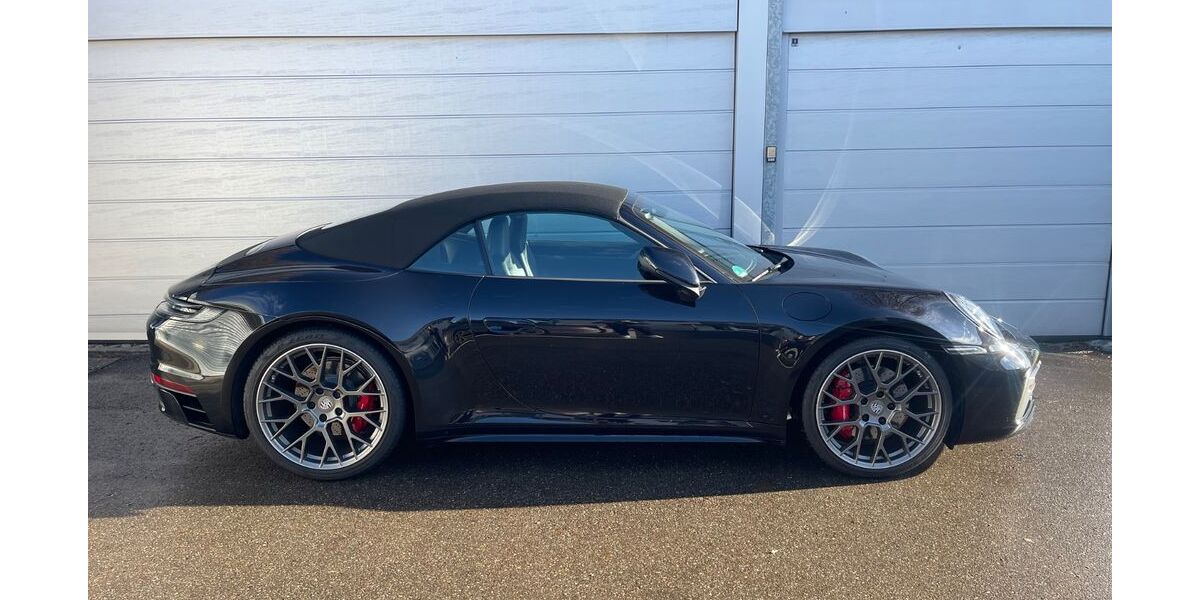 Porsche 992 9.900 km 129.900 &euro; Weingarten 88250