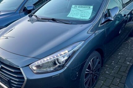 Hyundai i40 72.500 km 14.690 &euro; Lübeck 23554
