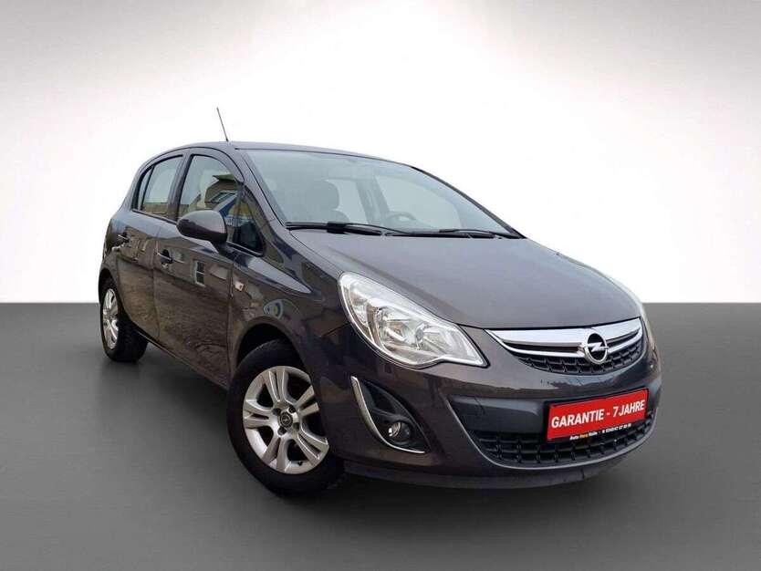 Opel Corsa 95.738 km 5.880 € Halle Saale 06128