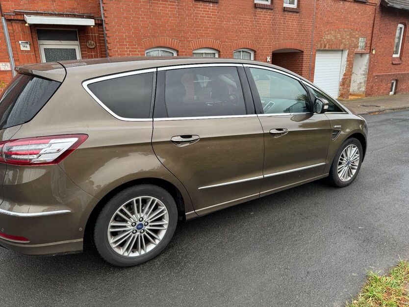 Ford S-Max 147.000 km 12.700 € Sarstedt 31157