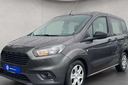 Ford Transit Courier 82.575 km 10.490 &euro; Stuttgart 70329