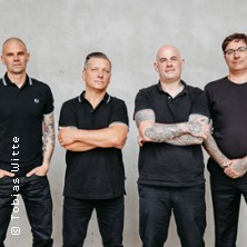 4 Promille - Support: The Spartanics