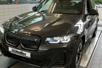 BMW iX3 34.006 km 44.990 &euro; Soest 59494