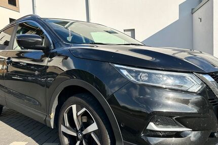 Nissan Qashqai 96.000 km 13.500 &euro; Herschbach 56249