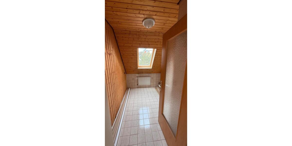 Doppelhaushälfte Reutlingen Reutlingen-Betzingen - 5 Zimmer, 107 m&sup2;, 1.350&euro; | Angebot:26491017