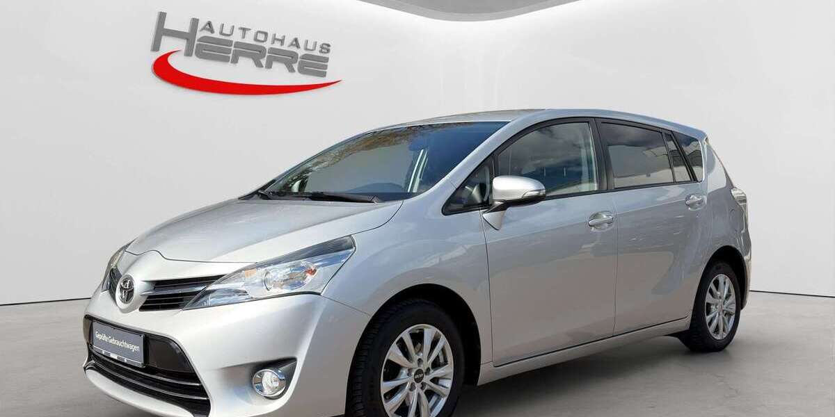 Toyota Verso 125.000 km 8.890 &euro; Sigmaringen 72488