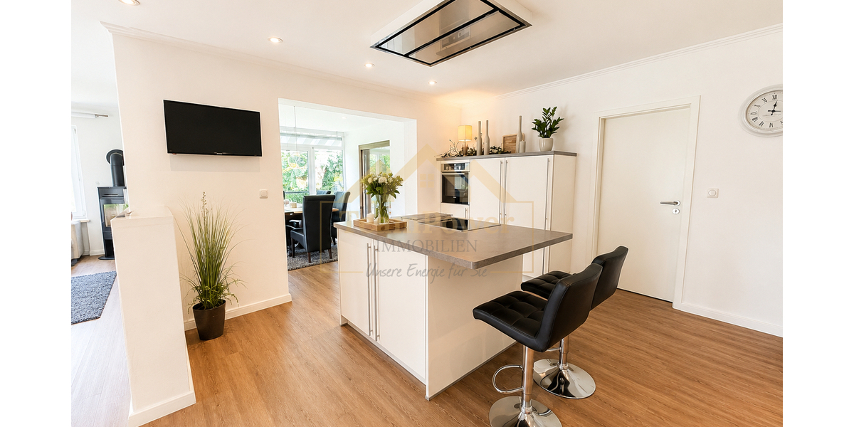 Ihr neues Familienglück: Wohnen mit Einliegerwohnung und grünem Gartenidyll - Einfamilienhaus Bad Bramstedt | Angebot:27085899