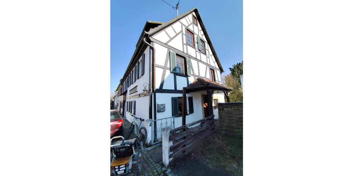 Doppelhaushälfte Nürtingen - 7 Zimmer, 192 m&sup2;, 500.000&euro; | Angebot:25977668