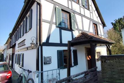 Haus Nürtingen - 7 Zimmer, 192 m&sup2;, 500.000&euro; | Angebot:25977668