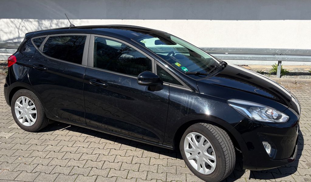 Ford Fiesta 73.000 km 9.450 &euro; Frankfurt am Main 60385
