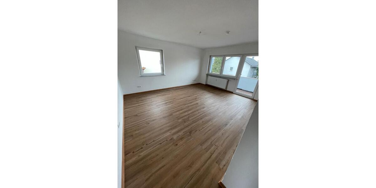 Etagenwohnung Altenstadt an der Waldnaab - 3 Zimmer, 78 m&sup2;, 700&euro; | Angebot:25170485