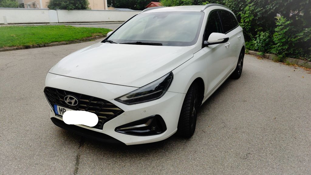 Hyundai i30 112.000 km 12.222 &euro; Tegernsee 83684