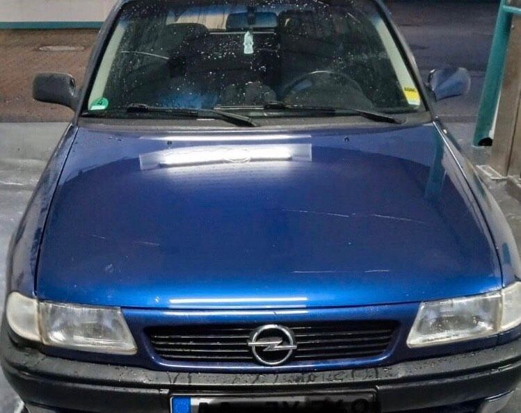 Opel Astra 152.000 km 950 &euro; Aalen 73432