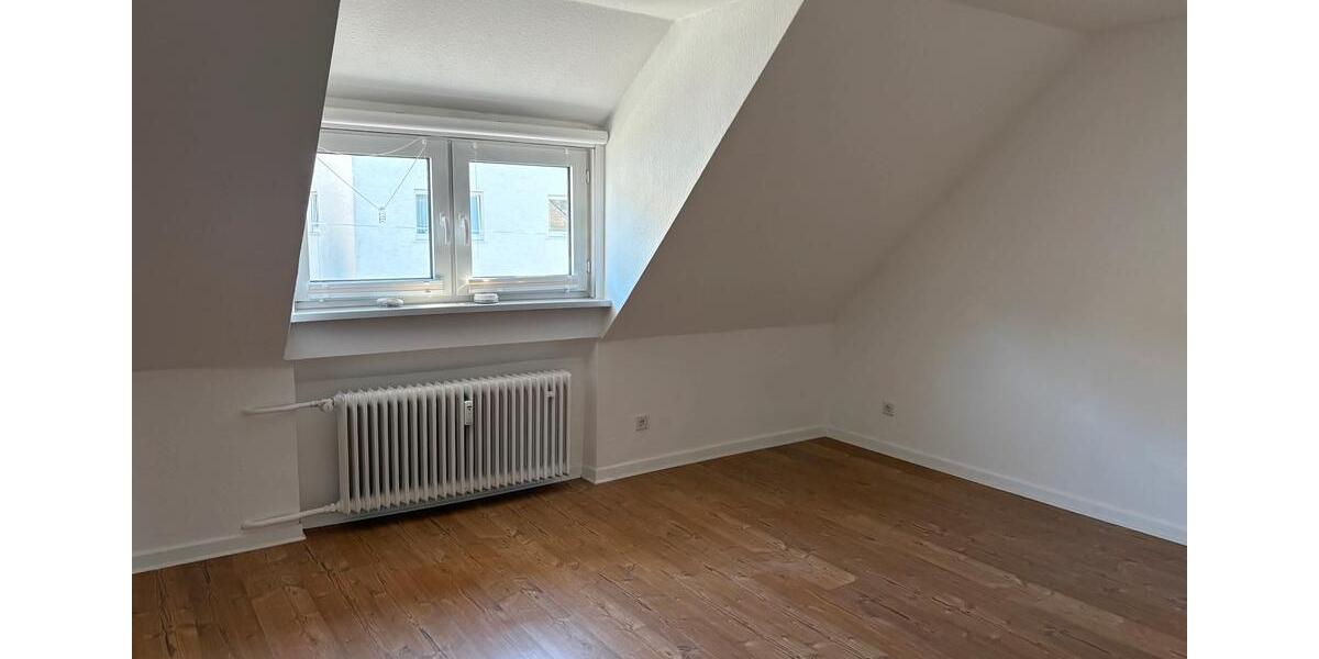 Dachgeschoßwohnung Siegen Kaan-Marienborn - 3 Zimmer, 75 m&sup2;, 172.000&euro; | Angebot:25960743