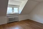 Dachgeschoßwohnung Siegen Kaan-Marienborn - 3 Zimmer, 75 m&sup2;, 172.000&euro; | Angebot:25960743