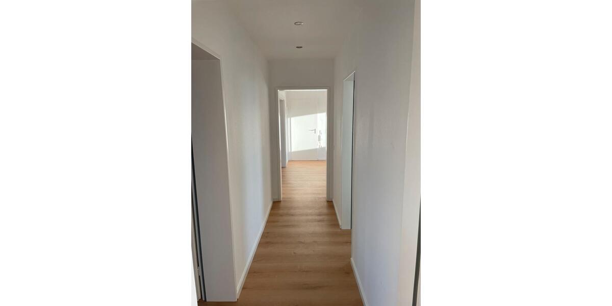 Etagenwohnung Weissach - 3 Zimmer, 97 m&sup2;, 1.250&euro; | Angebot:26399971