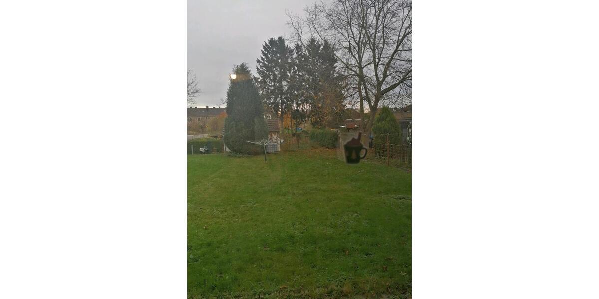 Ich suhe einen Hauptmiterin zimmer