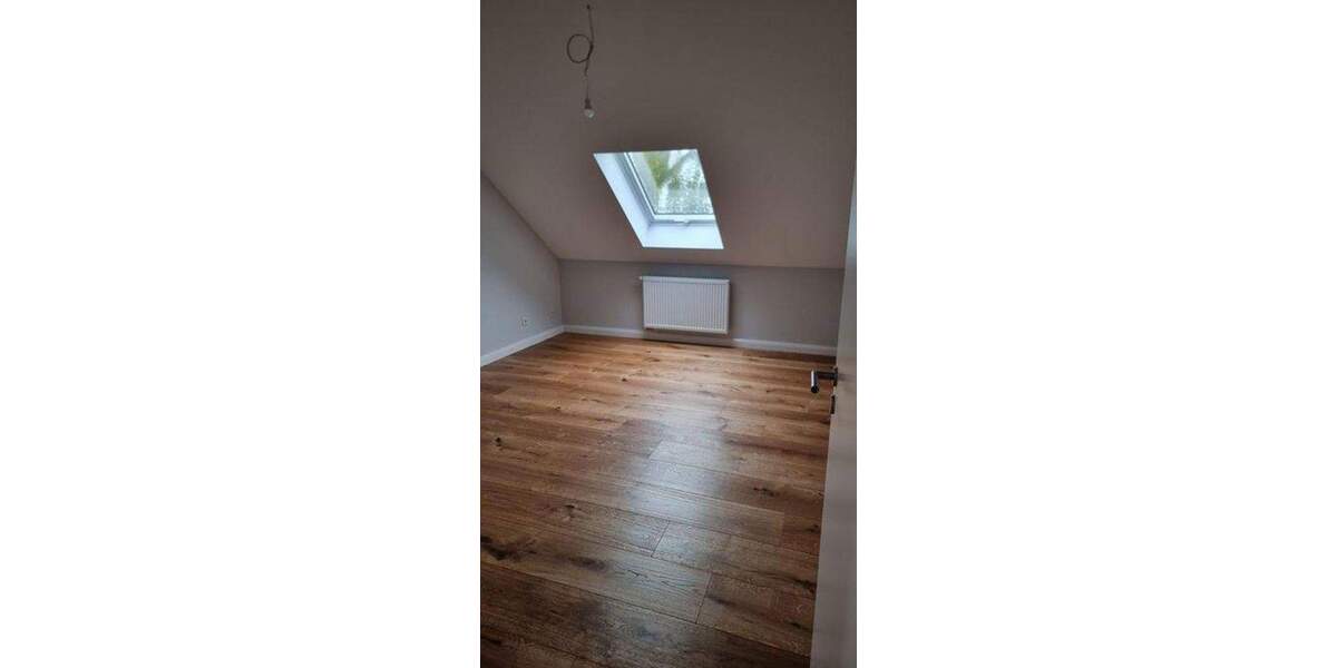Etagenwohnung Schlüchtern - 3 Zimmer, 85 m&sup2;, 890&euro; | Angebot:25400124
